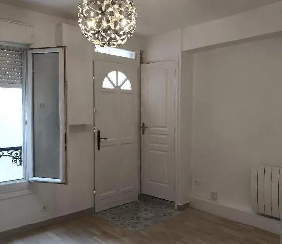 Cozy Parisian Apartament